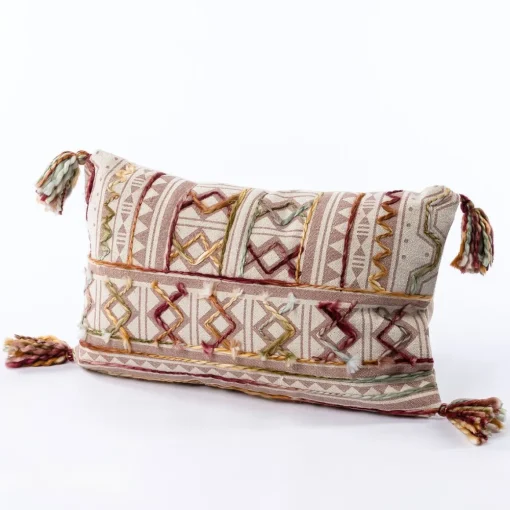 Almofada bordada FLORAL com tassels 30x50cm