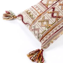 Almofada bordada FLORAL com tassels 30x50cm
