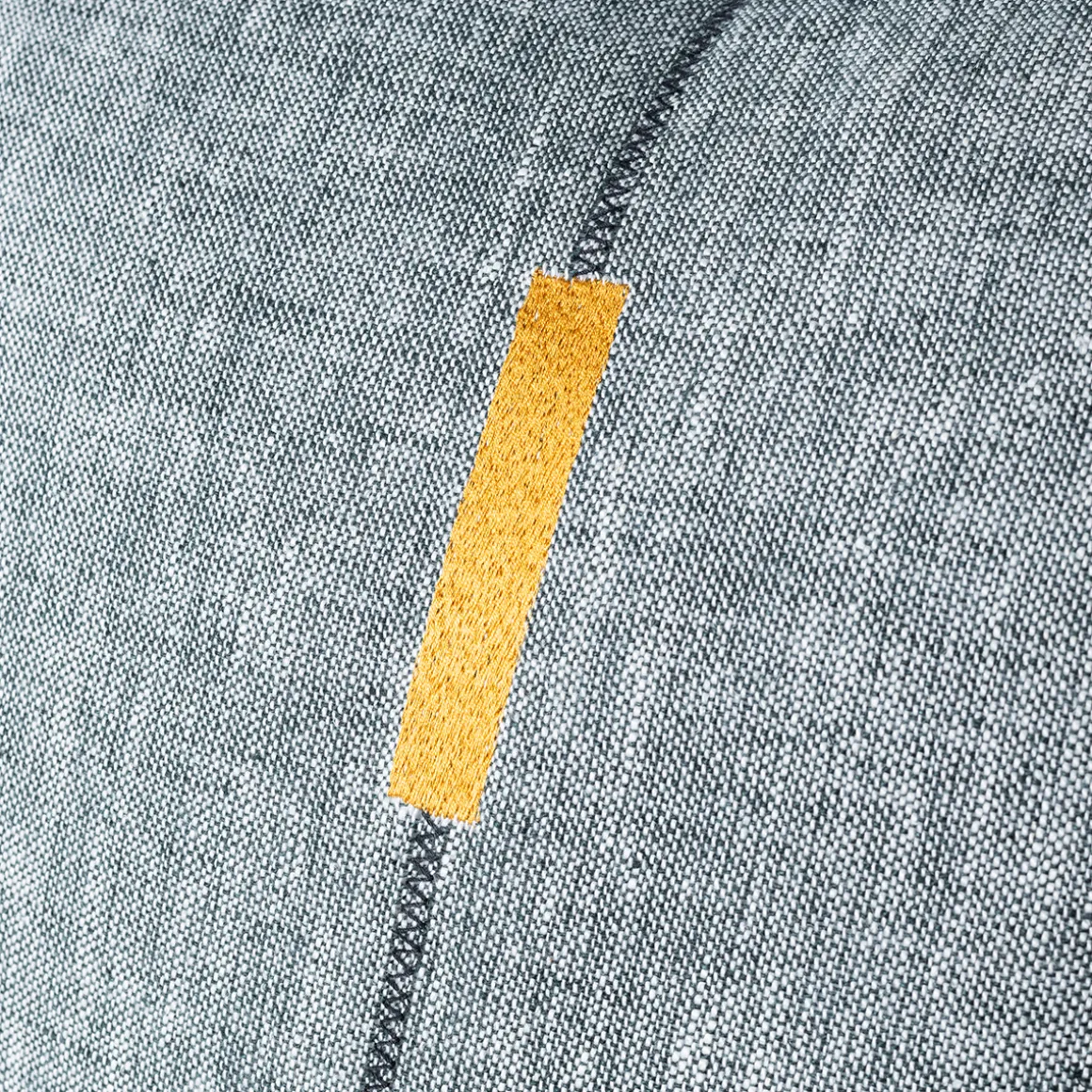 Almofada DOLCE RIVIERA cinza bordada 55x55cm