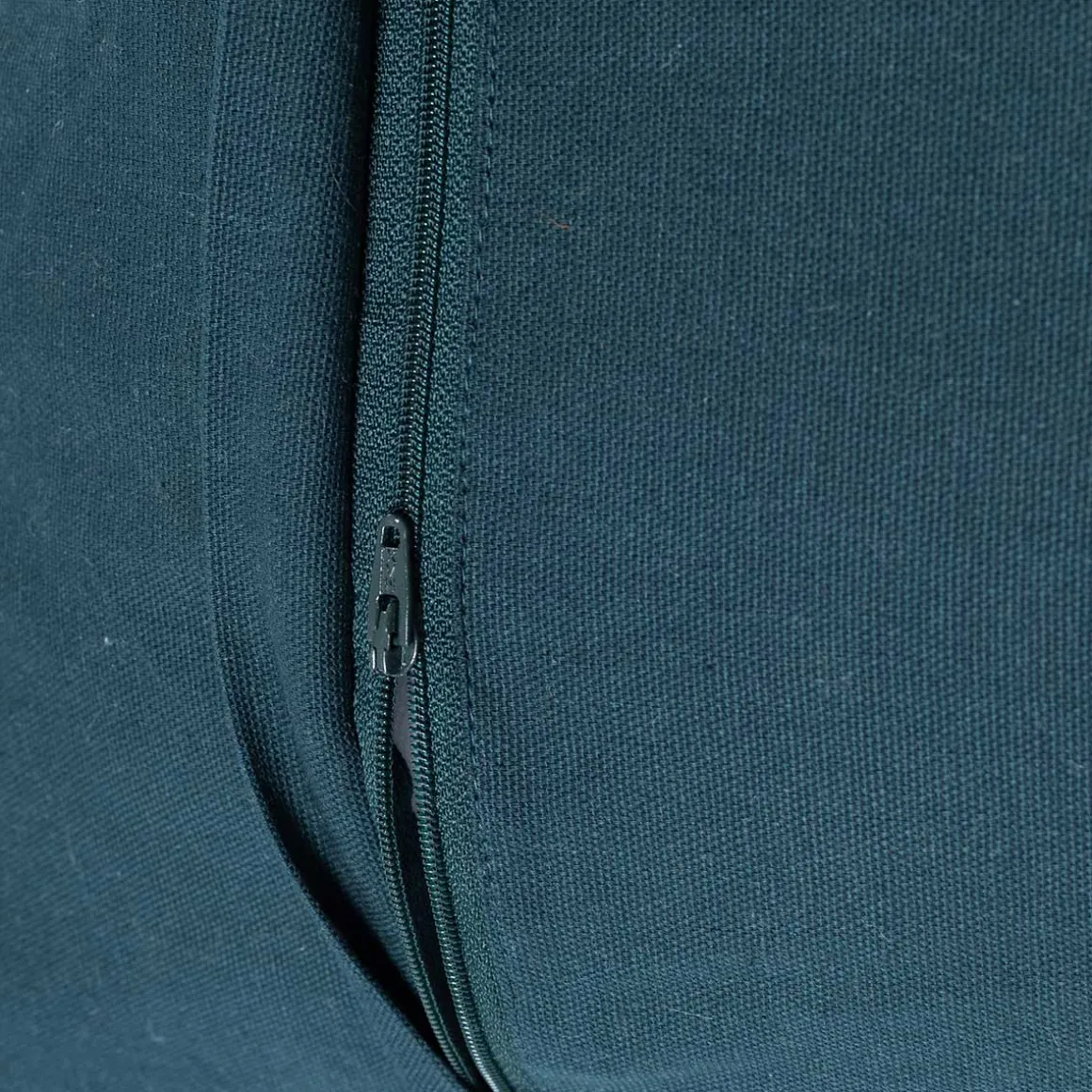 Almofada DOLCE RIVIERA cinza bordada 55x55cm