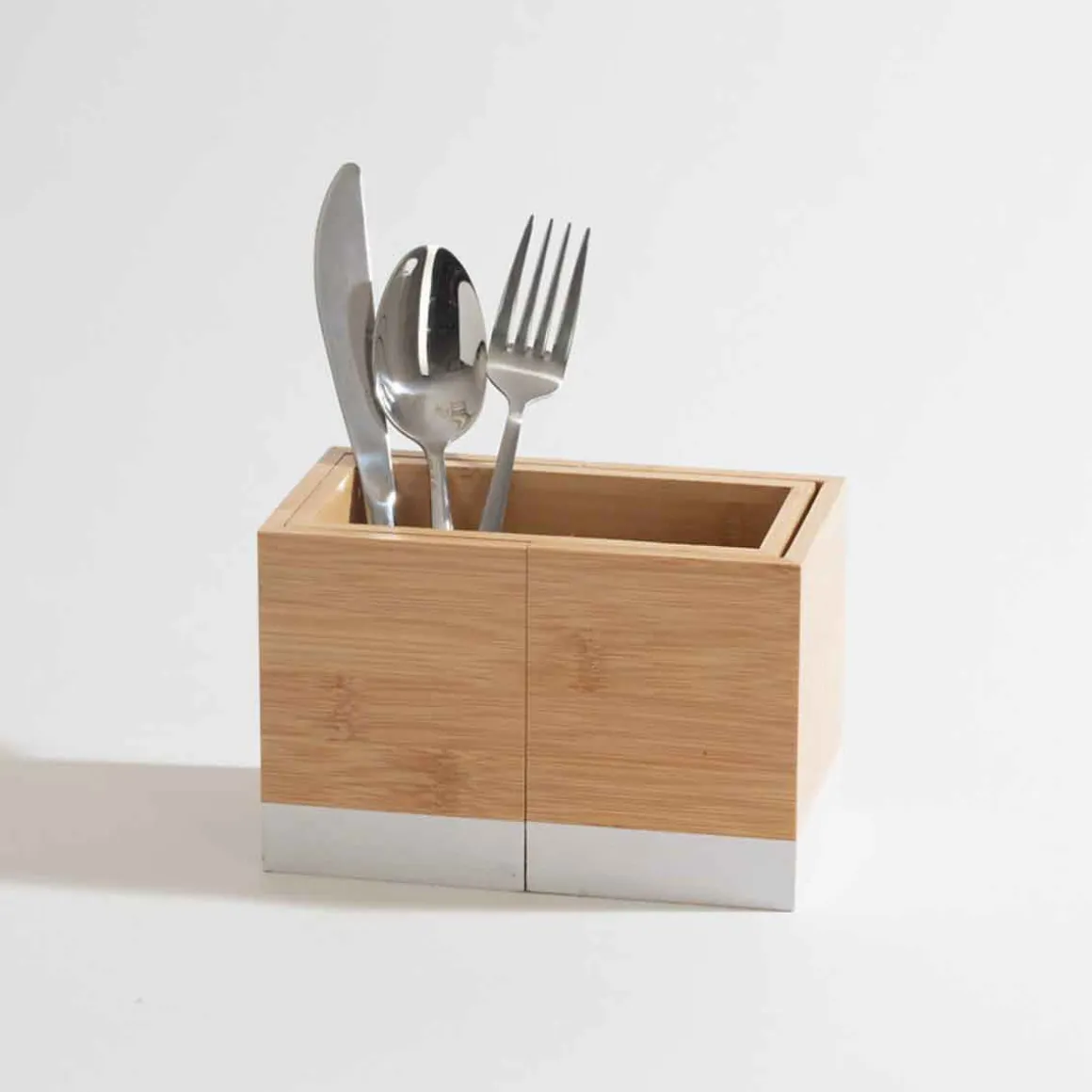 Armazenamento de talheres extensível em bambu
