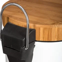 Balde wc branco de metal com tampa em bambu