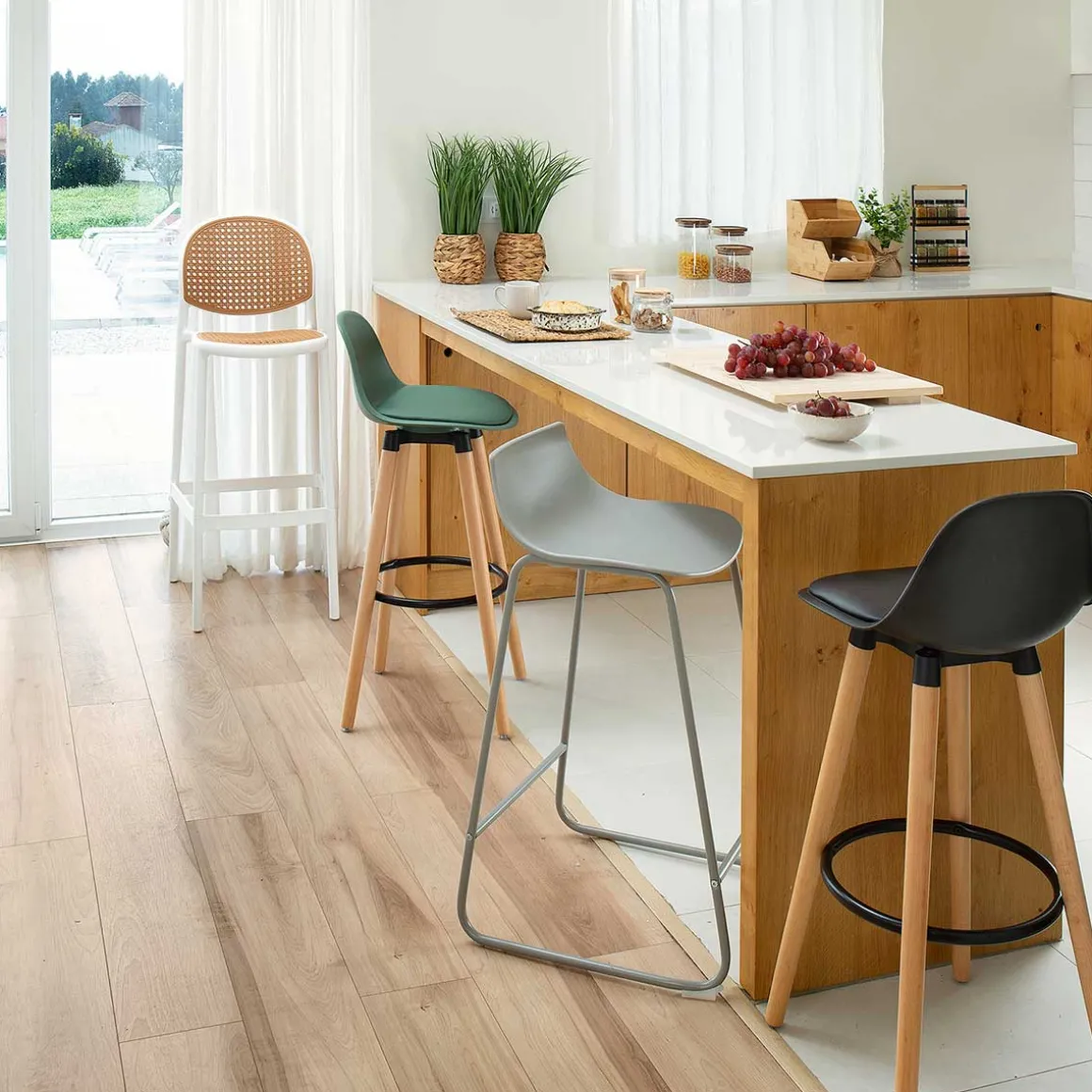 Banco de bar OTAC cinza