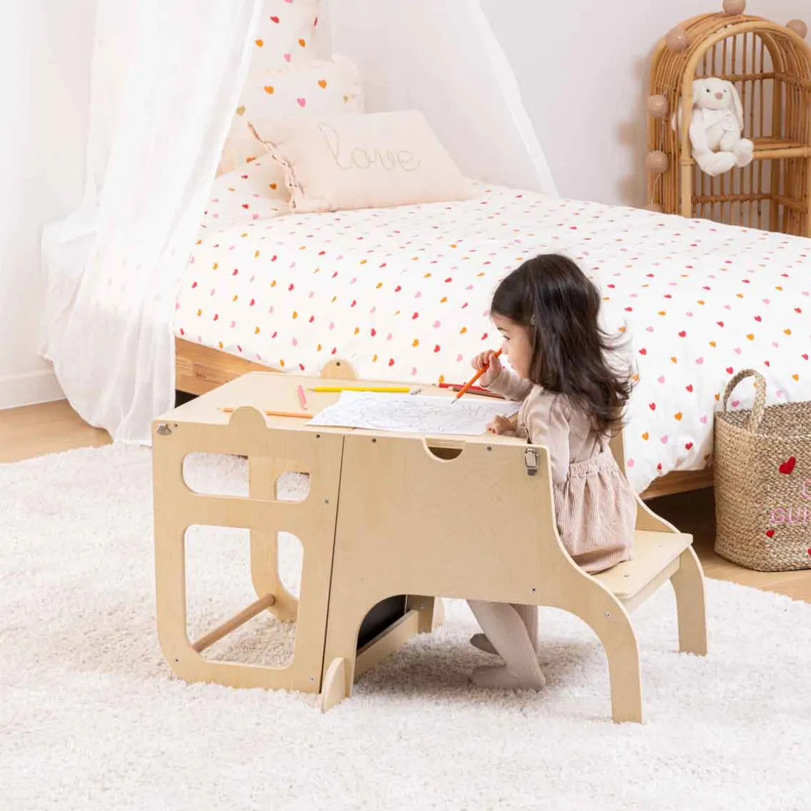 Banco observatório e secretária