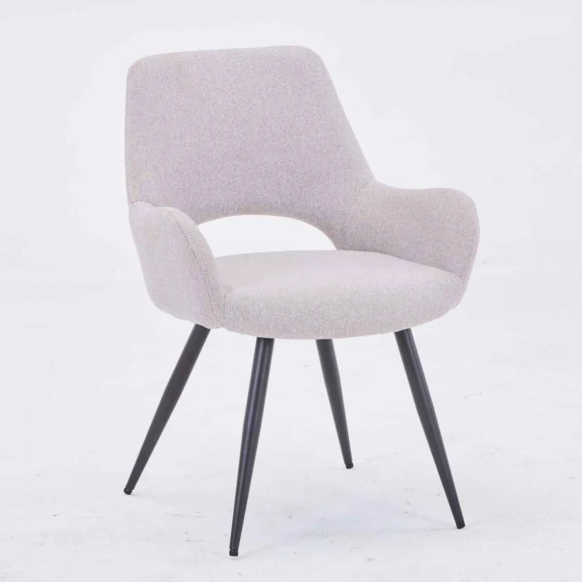 Cadeirão MONTERROSSO em tecido bege