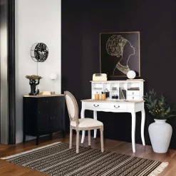 Candeeiro de mesa dris bola branca e base plana dourada