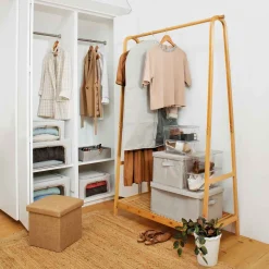 Cavalete com prateleira em bambu 170cm