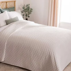 Colcha 240x260cm e 2 capas de almofada KALIA branca 60x60cm