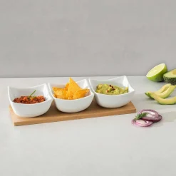 Conjunto de 3 taças em porcelana com tábua de bambu