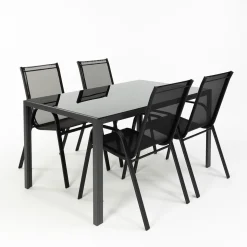 Conjunto de mesa com tampo de vidro e 4 cadeiras