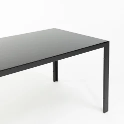 Conjunto de mesa com tampo de vidro e 4 cadeiras