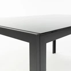 Conjunto de mesa com tampo de vidro e 4 cadeiras