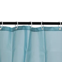 Cortina de banho azul claro