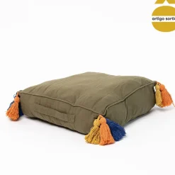 Coxim de chão com tassels 40x40cm