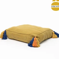 Coxim de chão com tassels 40x40cm