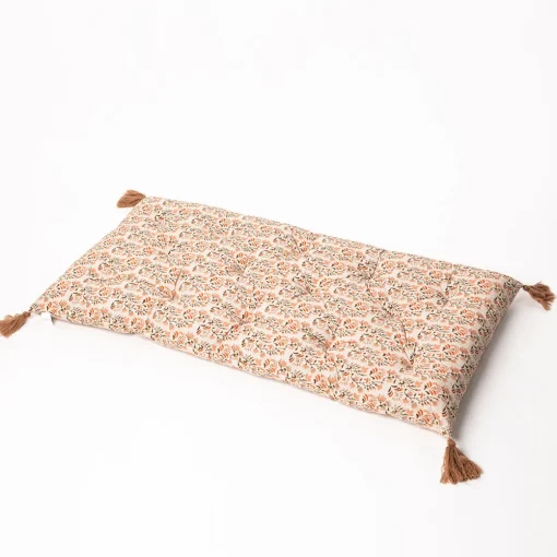 Coxim de chão WILD ROMANCE com tassels 60x120cm