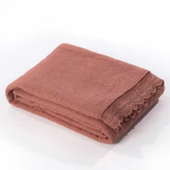 Edredão rosa velho com renda 220x240cm