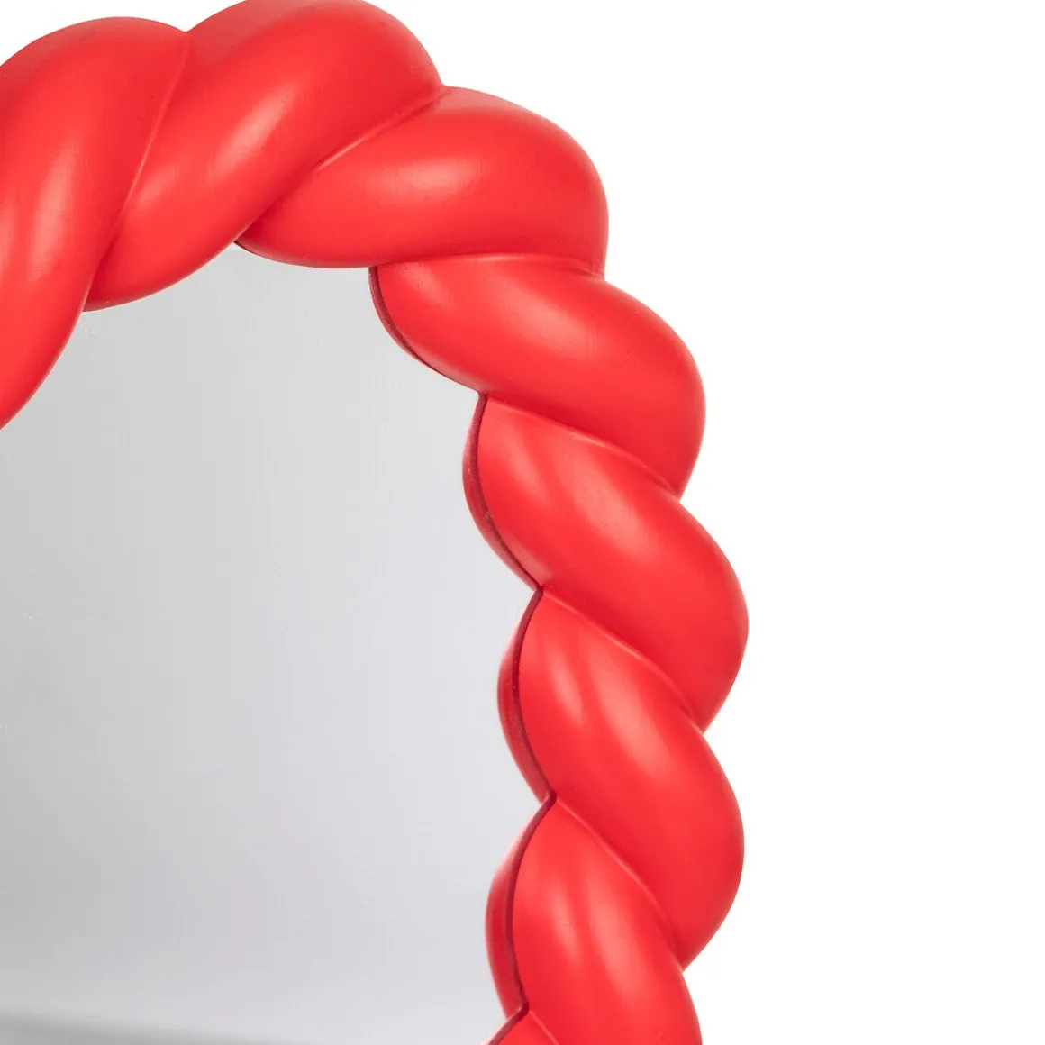 Espelho em forma de coração vermelho