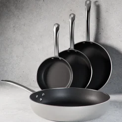 Frigideira SILVER em alumínio 22cm