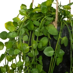 Jarra em cimento suspensa com planta artificial