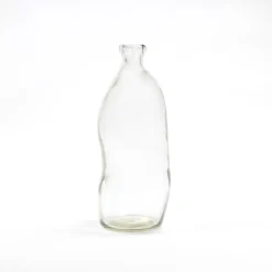 Jarra transparente disforme em vidro reciclado 35cm