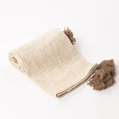 Manta branca com tassels 130x160cm