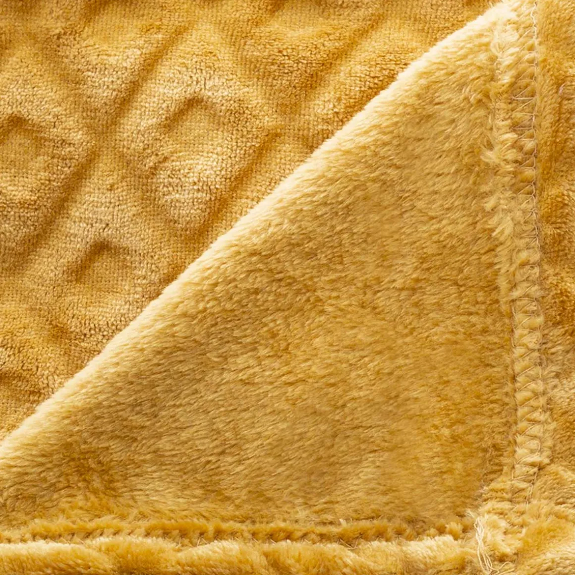 Manta losangos ocre 125x150cm