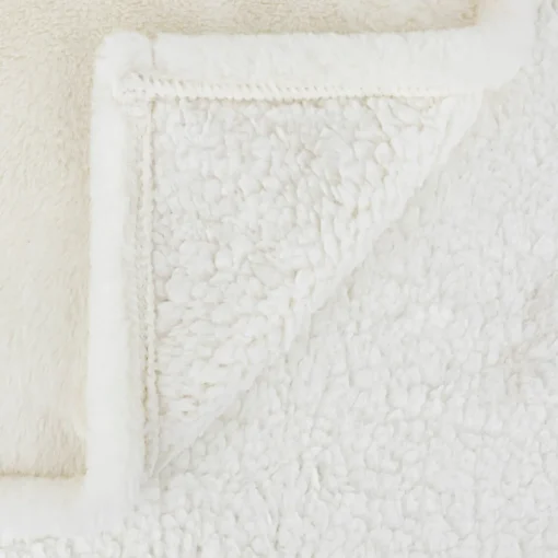 Manta poncho de pelo suave branco