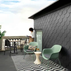 Mesa de exterior bistrô TYLA em alumínio e madeira acácia