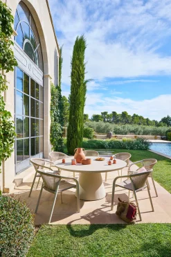 Mesa de exterior redonda YCONIA em alumínio