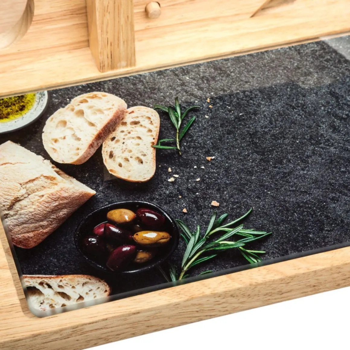 Máquina de corte para charcutaria com tábua de madeira