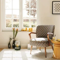 Poltrona CHIARA em tecido decorado