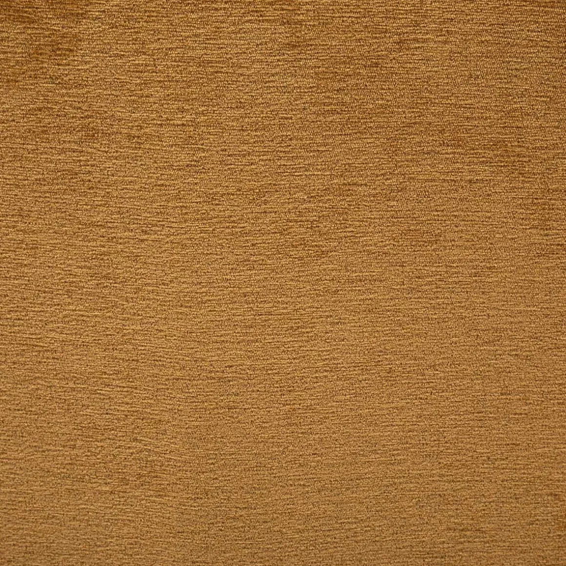 Poltrona em tecido ocre com pernas de madeira SINEL