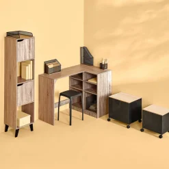 Porta revistas em bambu e metal preto