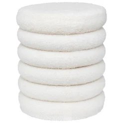 Pufe em pelo branco