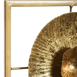 Quadro decorativo dourado em metal