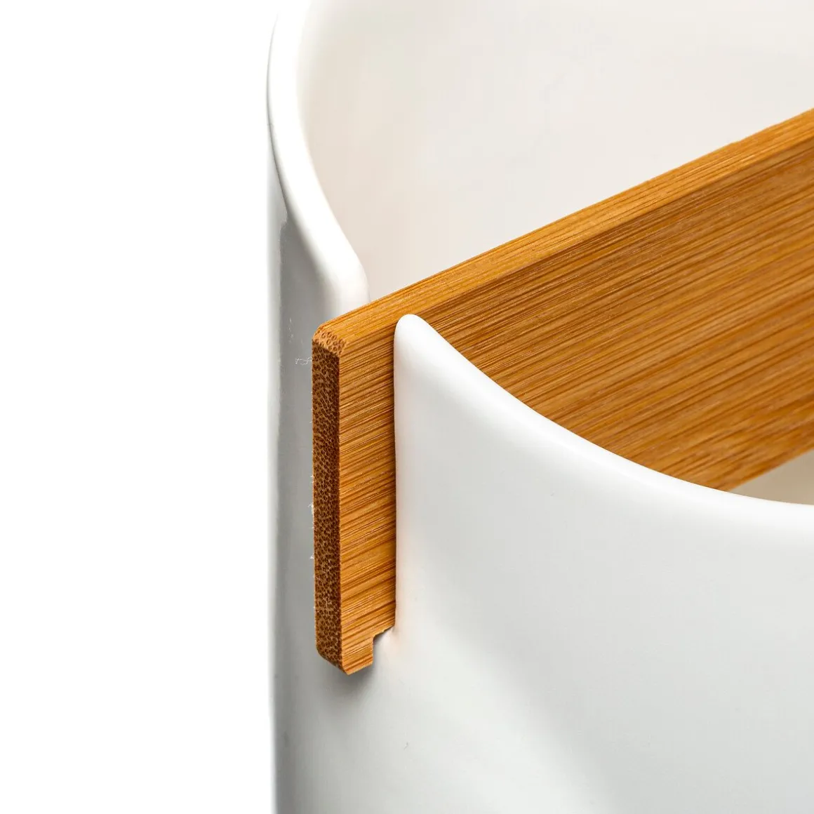 Suporte para utensílios com separador