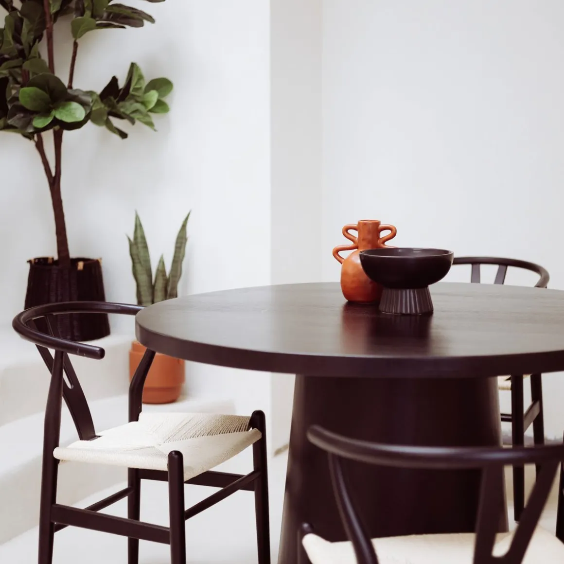 Taça OLM preta em cerâmica