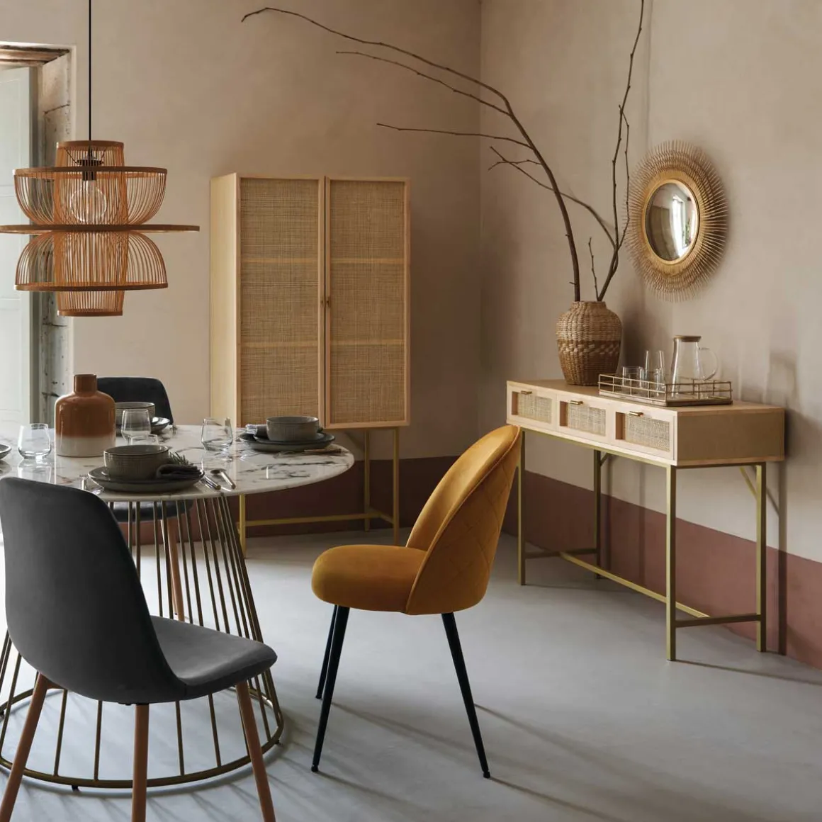 Tabuleiro TOM dourado em madeira mango 40cm