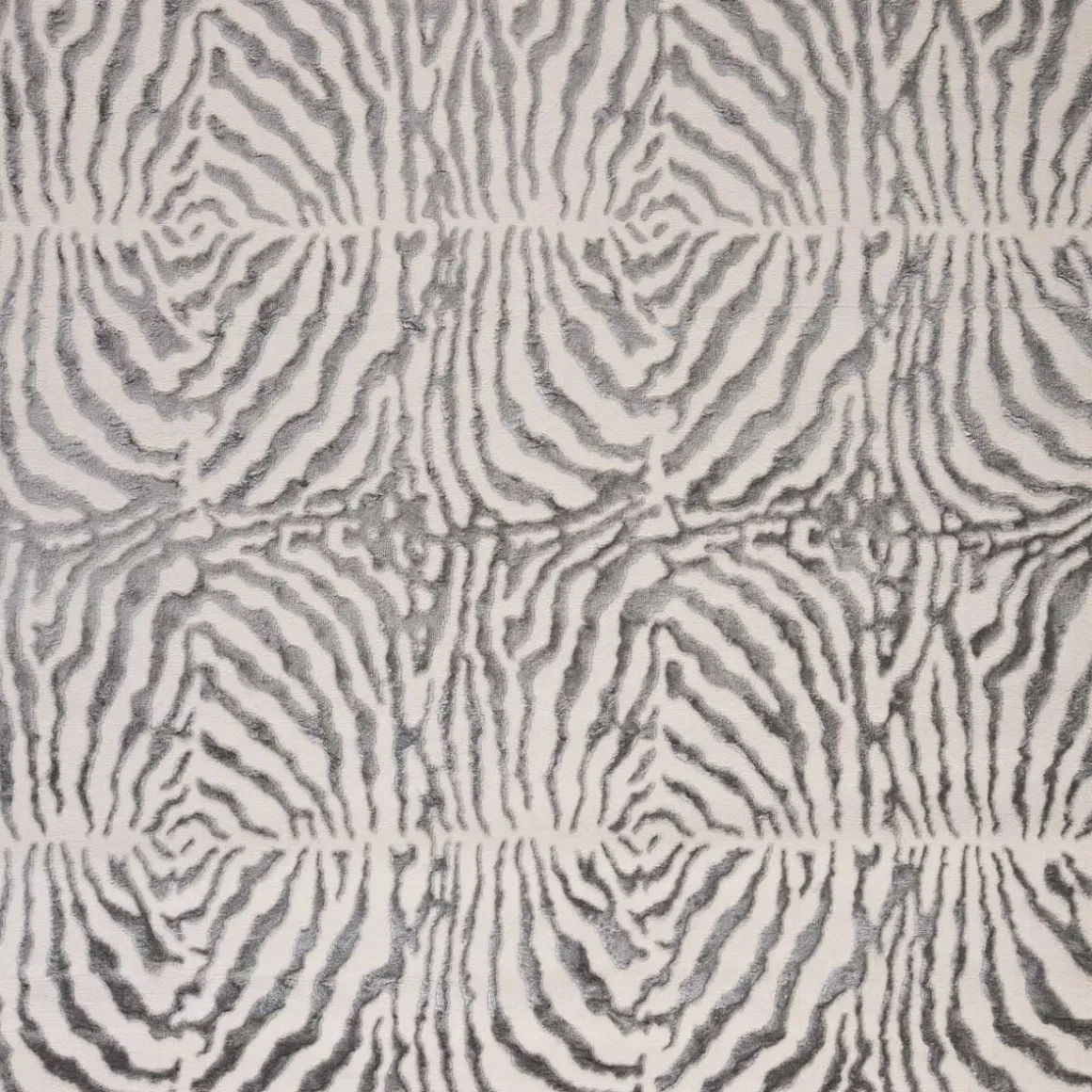 Tapete ZAHA zebra cinza 80x150cm