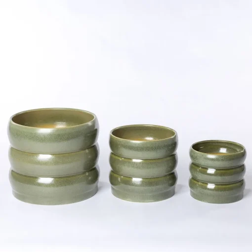 Vaso de cerâmica ondulado verde 16cm