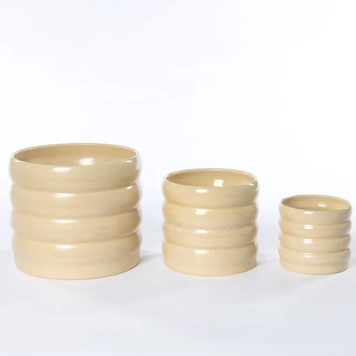 Vaso de cerâmica ondulado bege 19,5cm