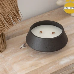Vela perfumada INU com castiçal de cerâmica 580g